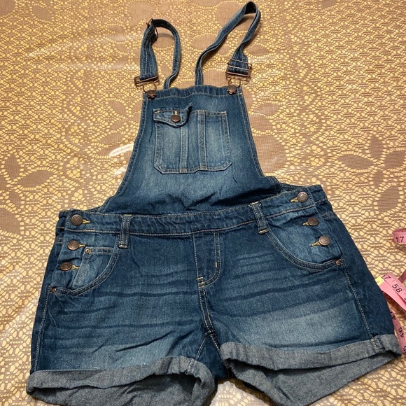 Shots overall LEI - Picture 1 of 4